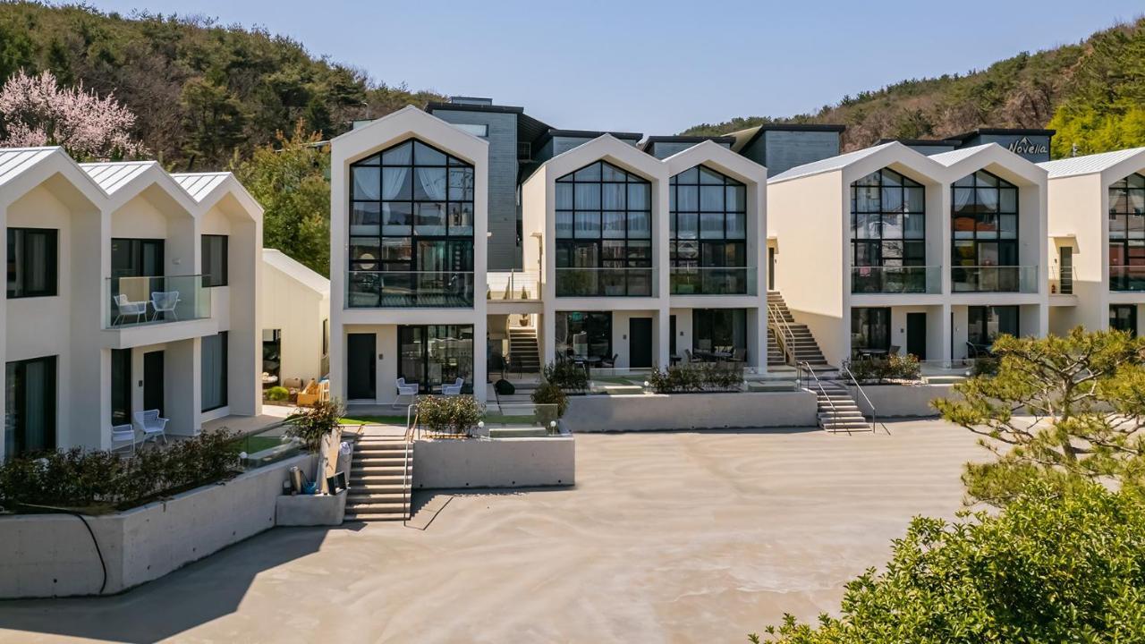 Albescent Poolvilla Gyeongju Bagian luar foto